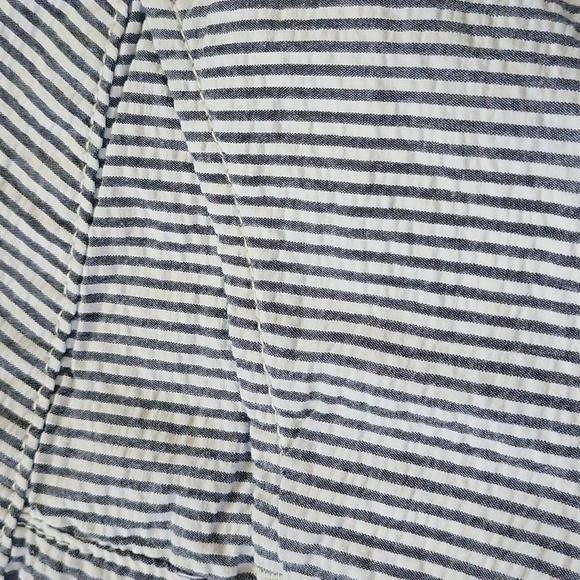 St. John's Bay Blue and White Striped Seersucker Shorts with 8" Inseam NWT - Picture 9 of 11